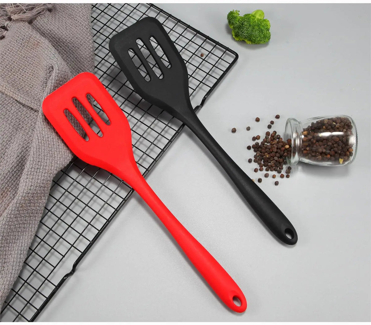 Premium Seamless Silicone Slotted Turner Spatula